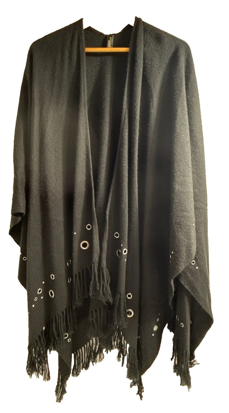 Accessory Street Poncho Women’s One Sz Black Studded Grommets Open Style Acrylic
